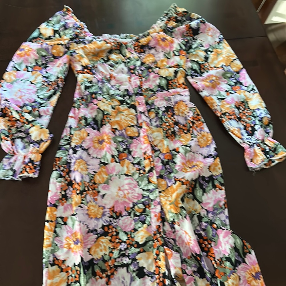 MISGUIDED FLORAL TEA-PARTY DRESS - Picture 2 of 6